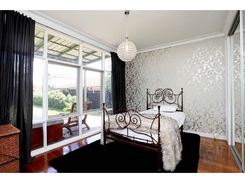 41 Alexander Avenue, Thomastown VIC 3074