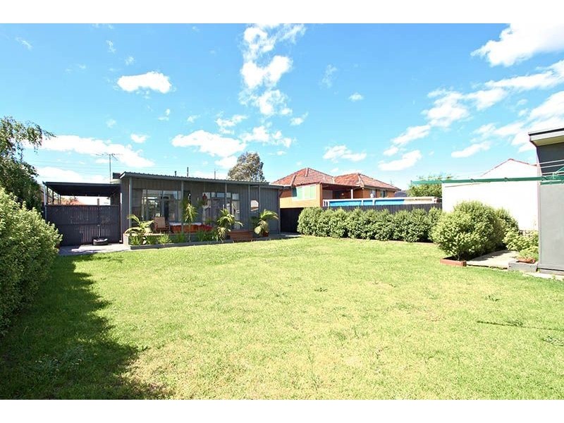 41 Alexander Avenue, Thomastown VIC 3074