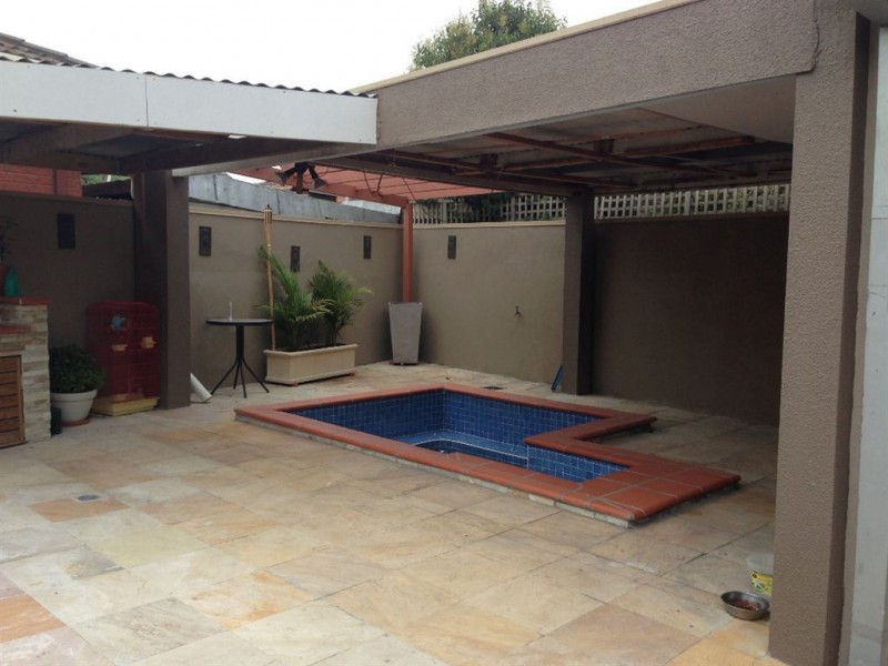 6 Clover Court, Thomastown VIC 3074