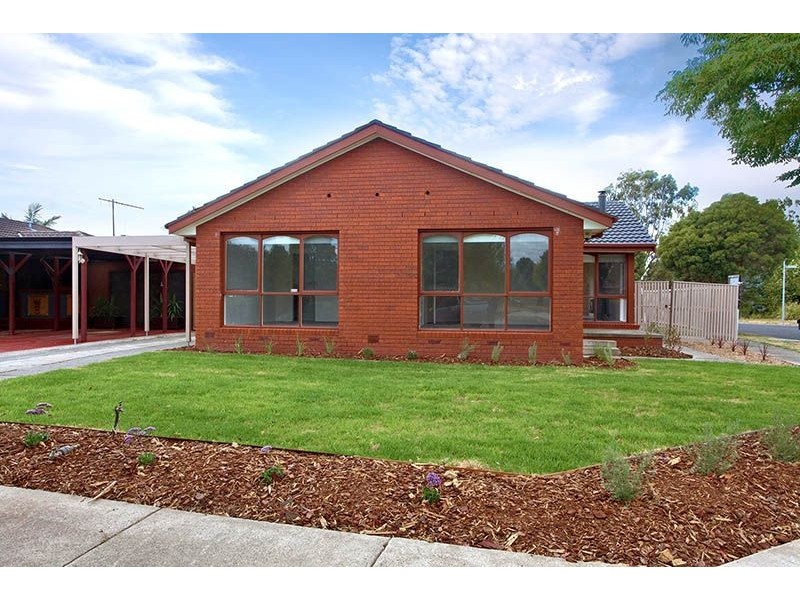 1/10 Winchester Avenue, Epping VIC 3076