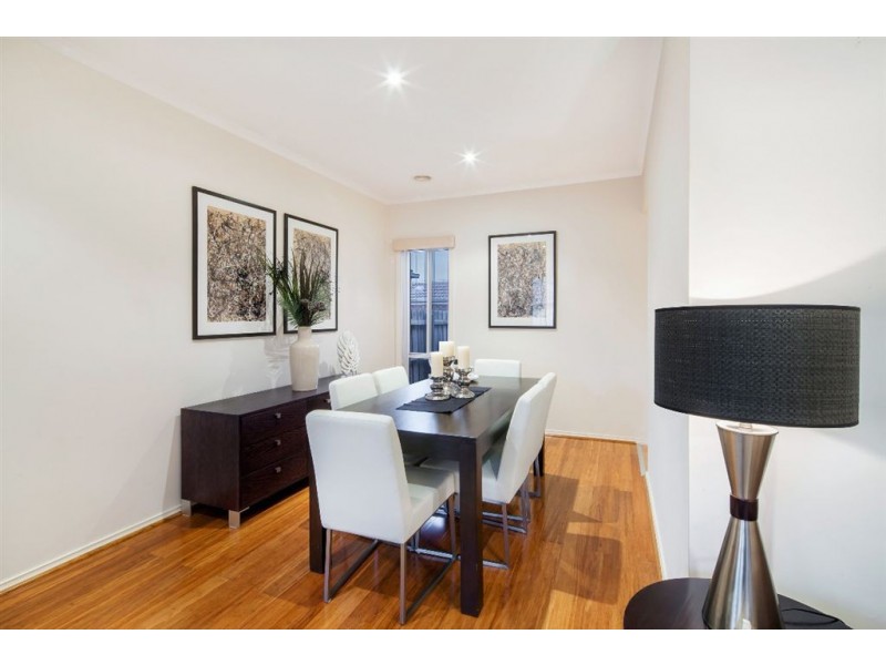 4 Flame Crescent, South Morang VIC 3752