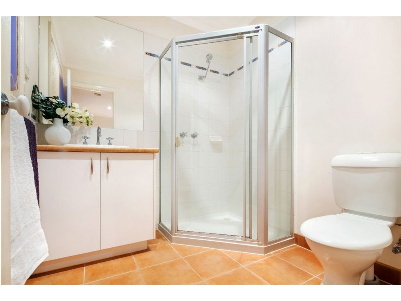 4 Flame Crescent, South Morang VIC 3752