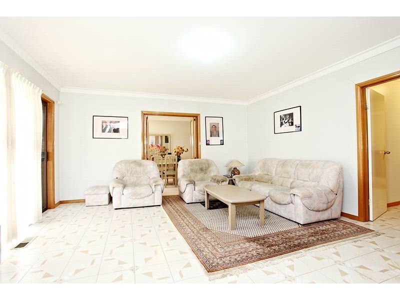 46 Barry Road, Thomastown VIC 3074