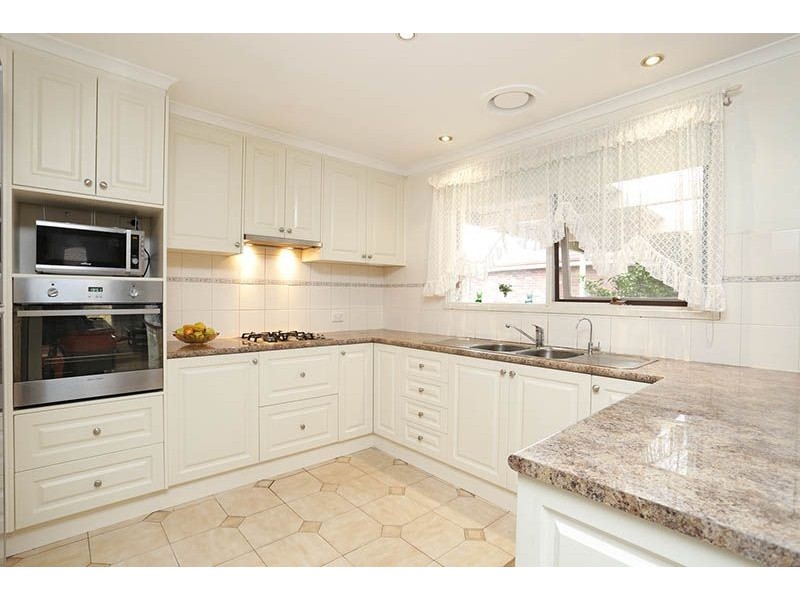 79 Mill Park Drive, Mill Park VIC 3082