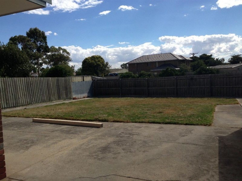 5 Kalara Close, Lalor VIC 3075