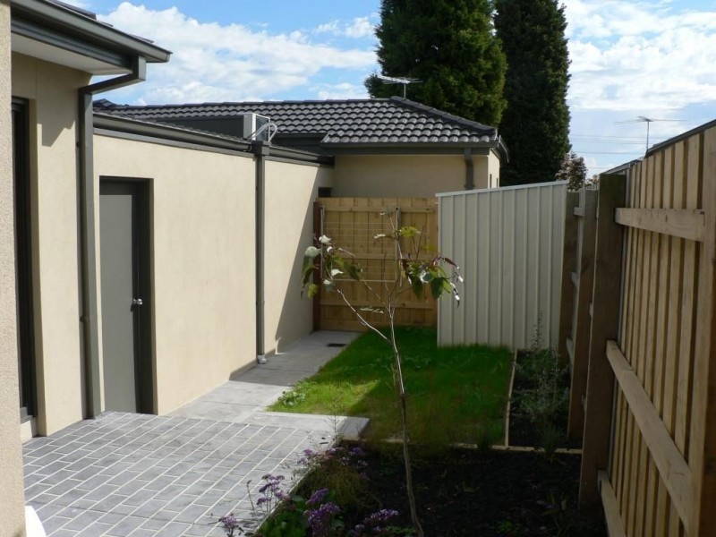 3/13 Edna Street, Thomastown VIC 3074