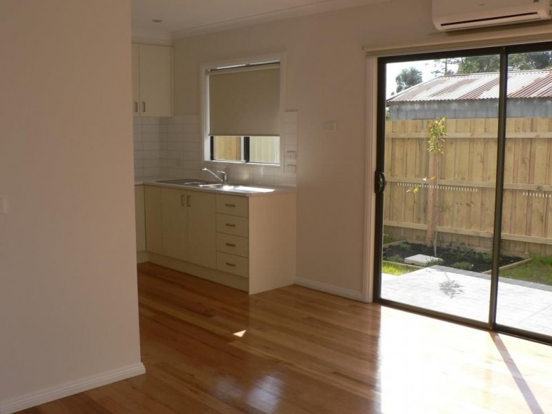 1/13 Edna Street, Thomastown VIC 3074