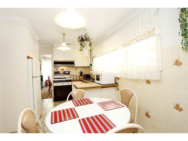 235 Mahoneys Road, Reservoir VIC 3073