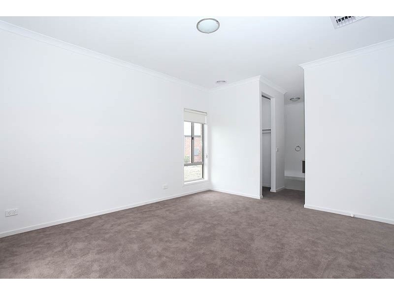 9 Parrot Drive, Whittlesea VIC 3757