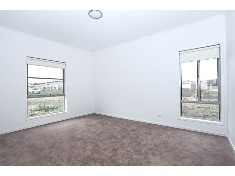 9 Parrot Drive, Whittlesea VIC 3757