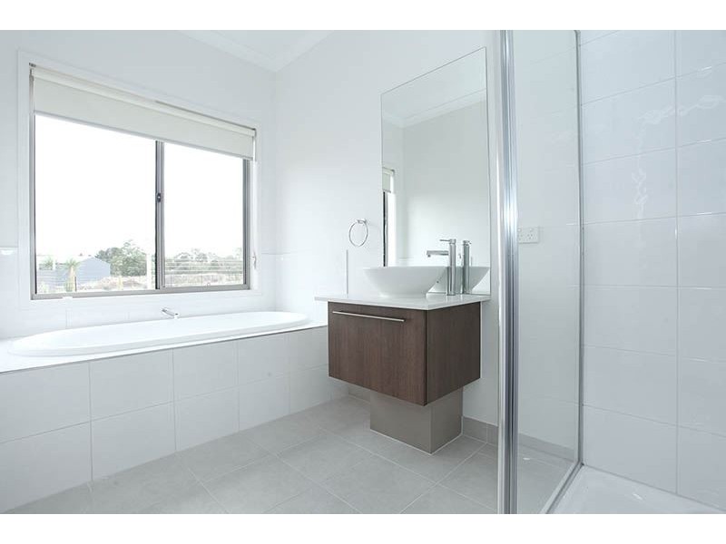 9 Parrot Drive, Whittlesea VIC 3757