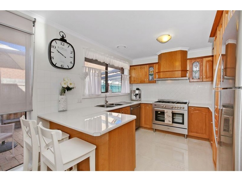 54 Pandora Avenue, Thomastown VIC 3074
