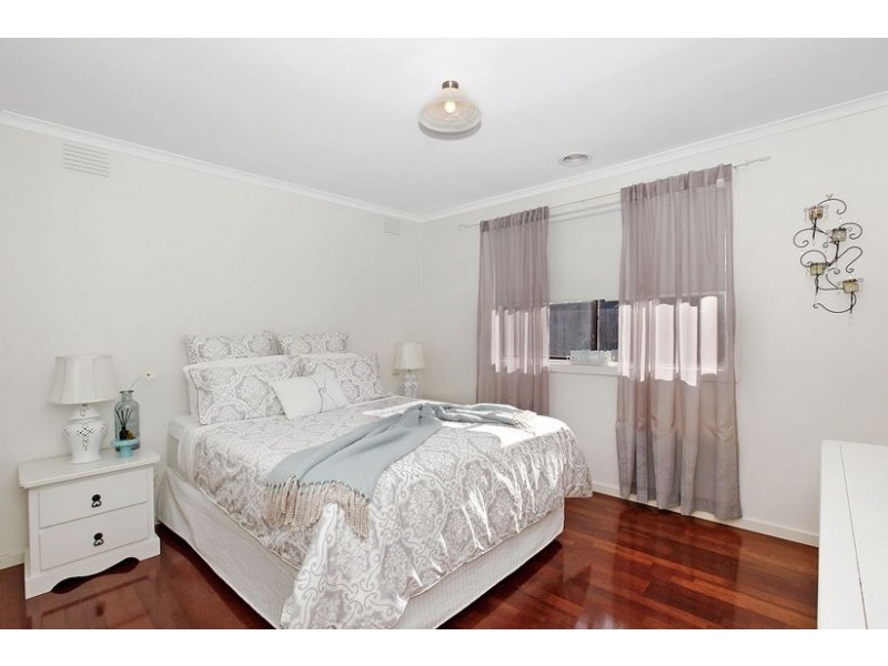 54 Pandora Avenue, Thomastown VIC 3074