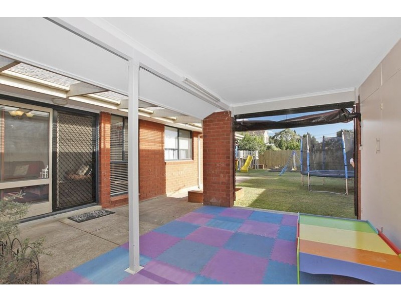 54 Pandora Avenue, Thomastown VIC 3074