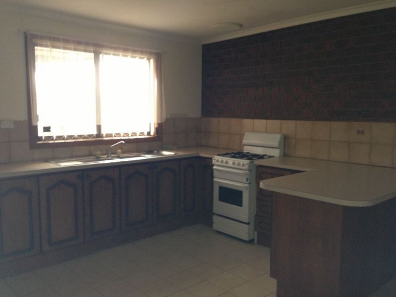 9/20 Spring Street, Thomastown VIC 3074