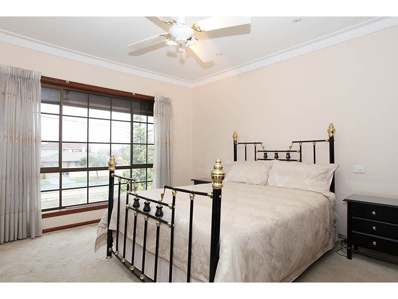 88 Barry Road, Thomastown VIC 3074