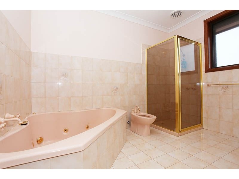 88 Barry Road, Thomastown VIC 3074