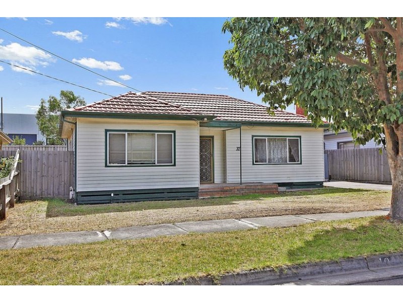 10 Thrower Street, Reservoir VIC 3073