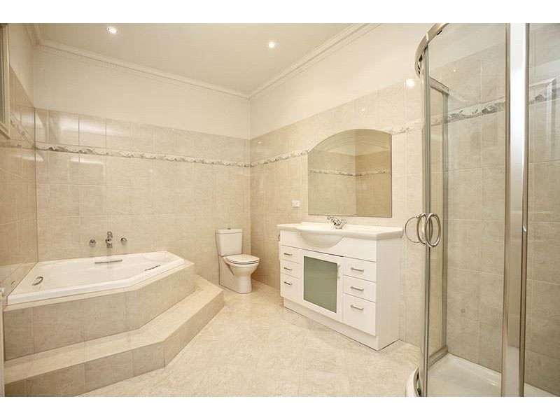 4 Hawkins Drive, Kinglake VIC 3763