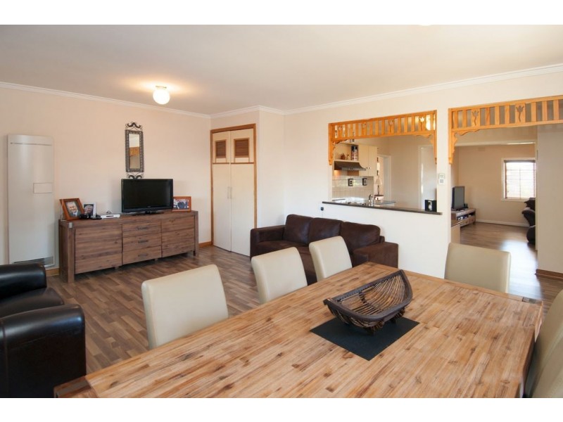13 Richards Street, Lalor VIC 3075
