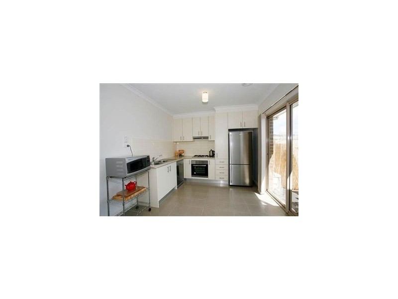 33 Dickens Street, Lalor VIC 3075