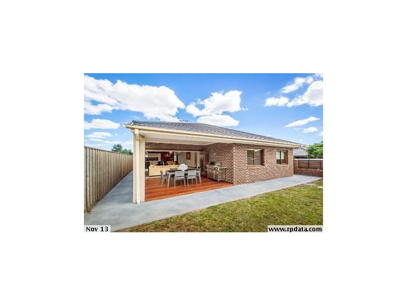 8 Ardenal Crescent, Lalor VIC 3075