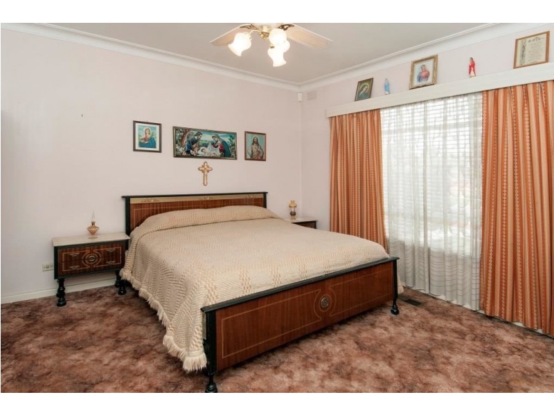 54 Cedar Street, Thomastown VIC 3074