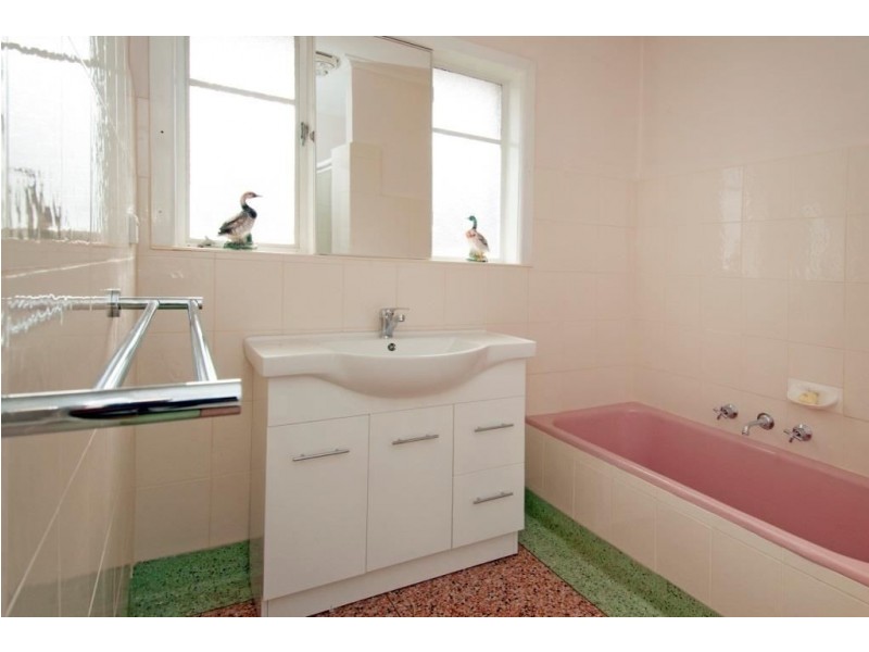 54 Cedar Street, Thomastown VIC 3074