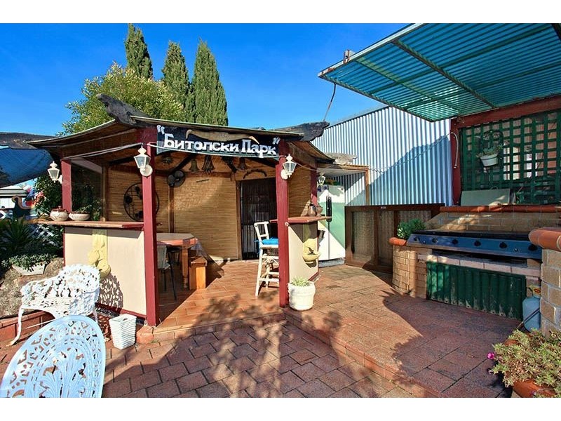 25 Midholm Court, Thomastown VIC 3074