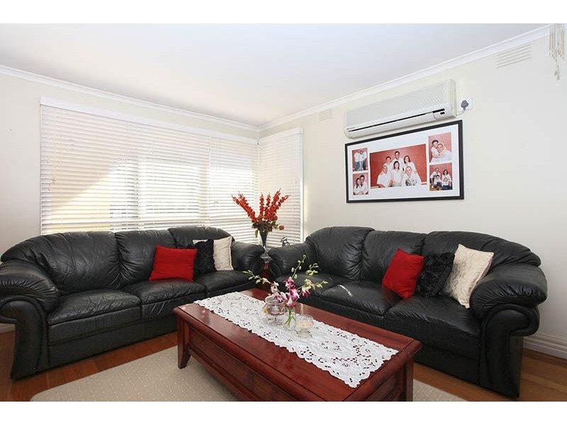 25 Midholm Court, Thomastown VIC 3074