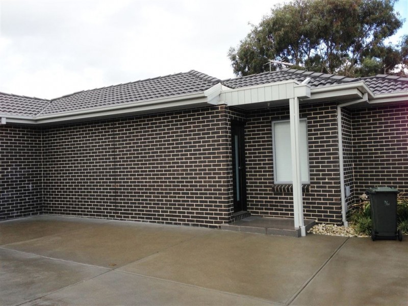 3/24 Methvan Avenue, South Morang VIC 3752