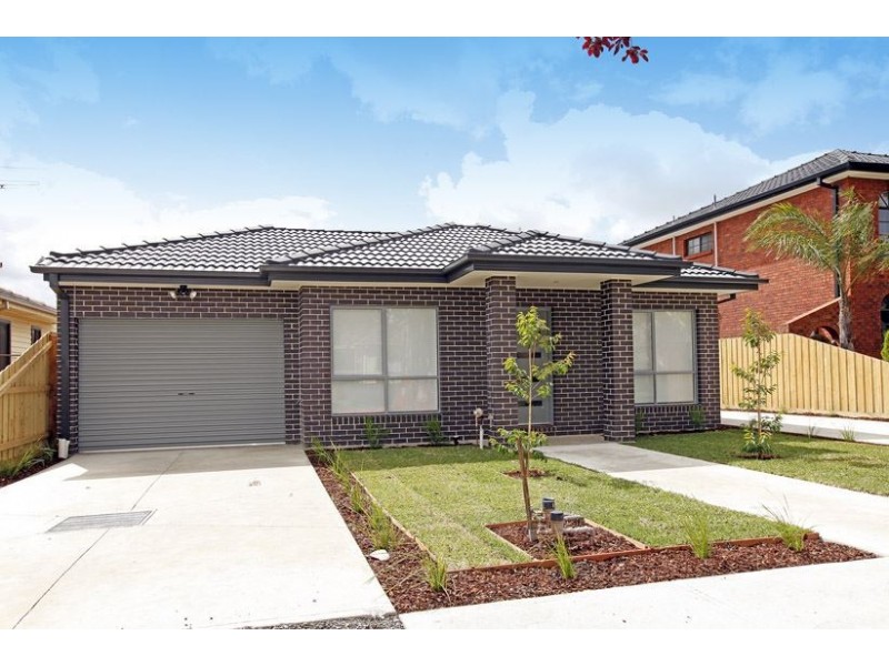 1/14 Pine Street, Thomastown VIC 3074