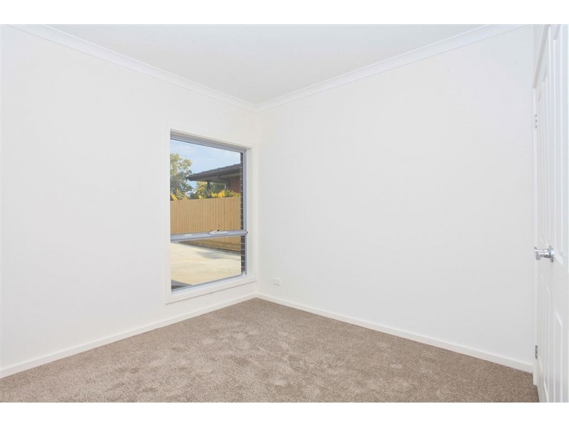 1/14 Pine Street, Thomastown VIC 3074