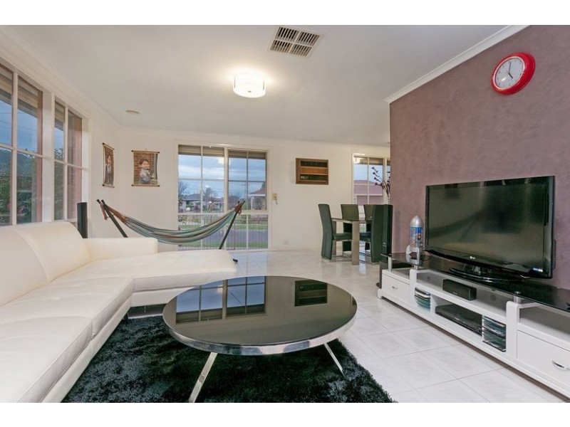 41 Pinetree Crescent, Lalor VIC 3075