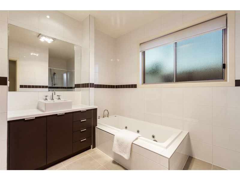 26 Bradman Terrace, Epping VIC 3076