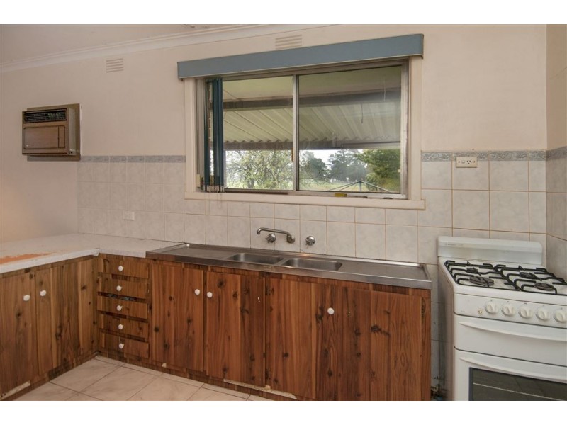 101 Mount View Road, Lalor VIC 3075