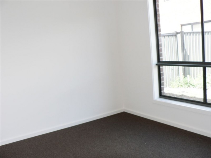 12 Emden Road, Wollert VIC 3750