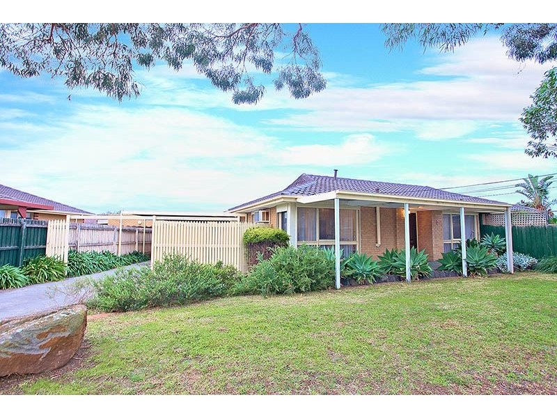 4 Cumberland Crescent, Thomastown VIC 3074