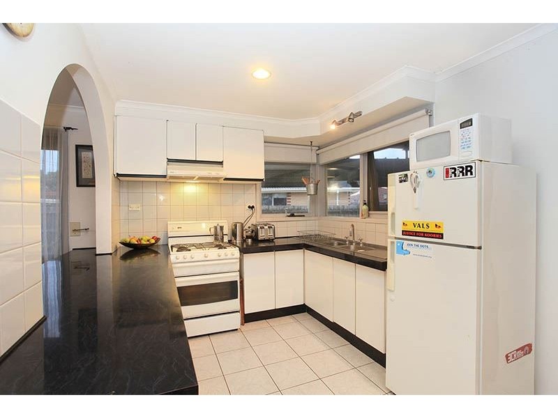 4 Cumberland Crescent, Thomastown VIC 3074