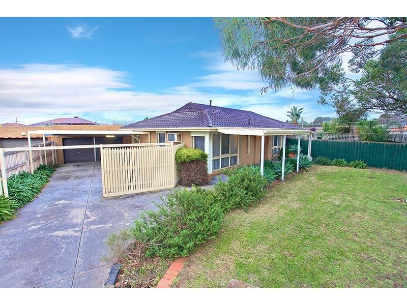 4 Cumberland Crescent, Thomastown VIC 3074