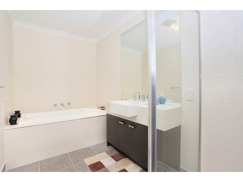 20 Lucca Way, Mernda VIC 3754