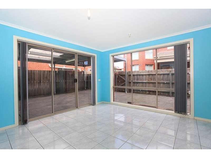 1/109 Barry Road, Thomastown VIC 3074