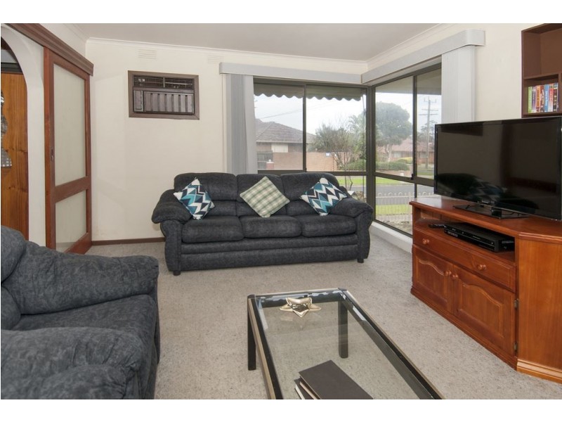 21 Deakin Avenue, Lalor VIC 3075