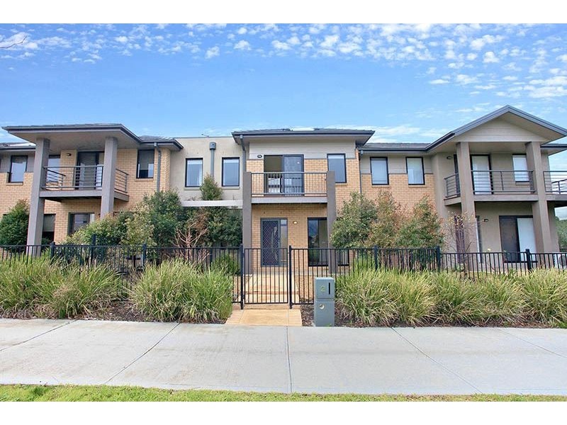 2 Saratoga Walk, Epping VIC 3076