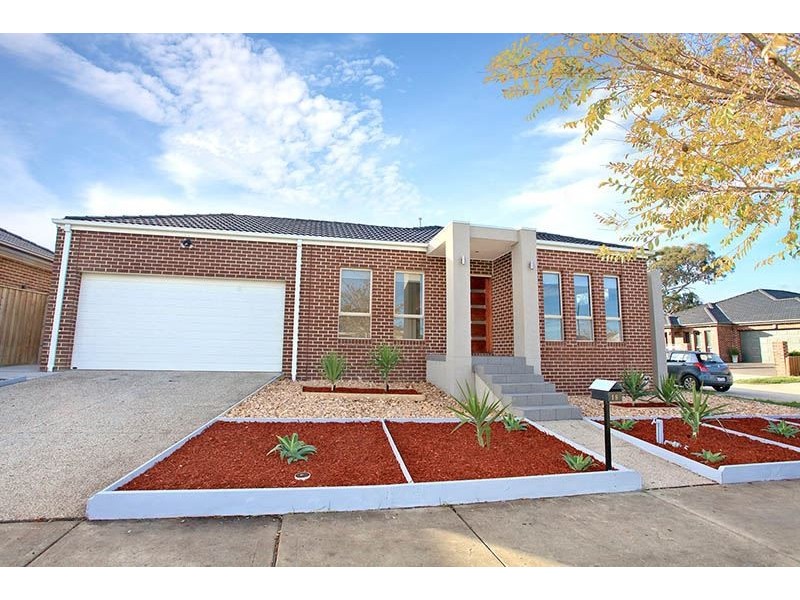 18 Karagola Terrace, Epping VIC 3076