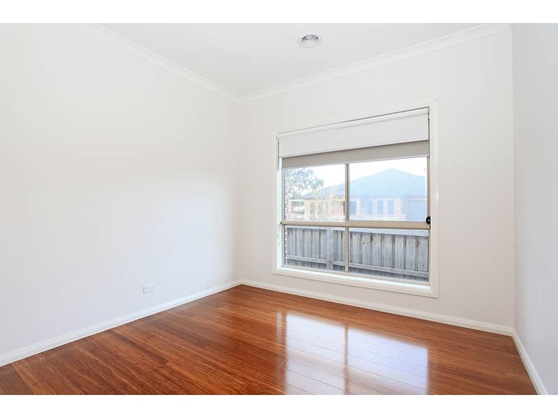 18 Karagola Terrace, Epping VIC 3076