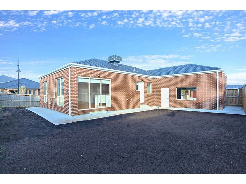 18 Karagola Terrace, Epping VIC 3076