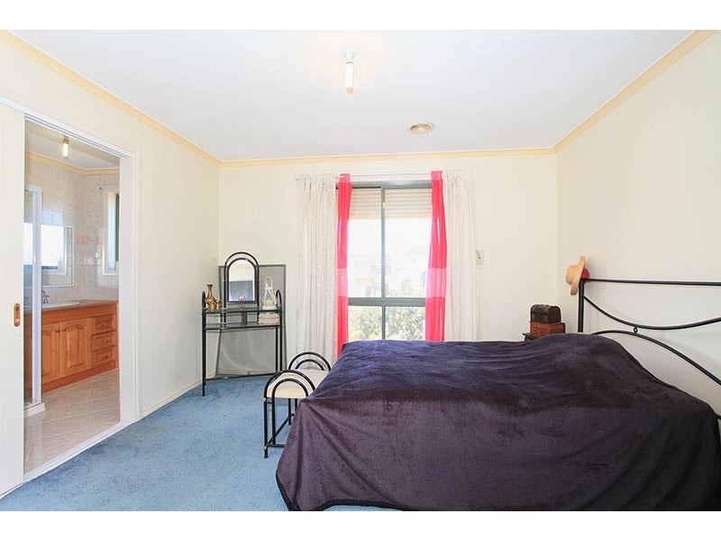 7 Victoria Drive, Thomastown VIC 3074