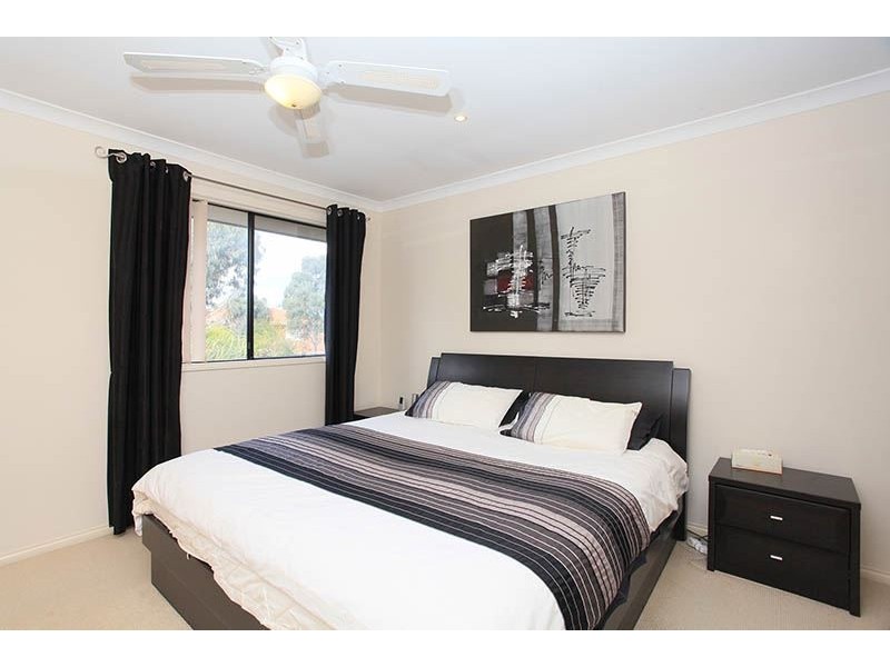 4 Middle Court, Thomastown VIC 3074