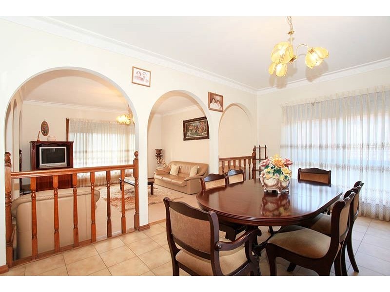 90 Alvarado Avenue, Thomastown VIC 3074